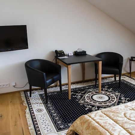 Hotel Panstvi Dlouha Lhota Kültér fotó