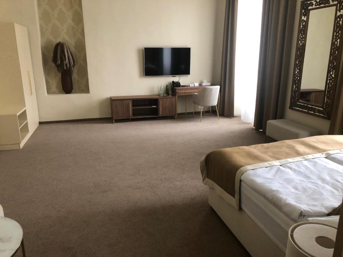 Hotel Panstvi Dlouha Lhota Kültér fotó